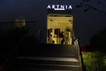 Gallery image