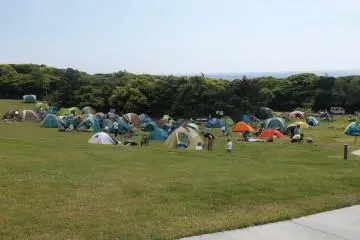The campsite can get busy during the summer months. (Photo: Alana Schramm)