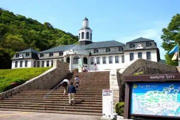Gallery image