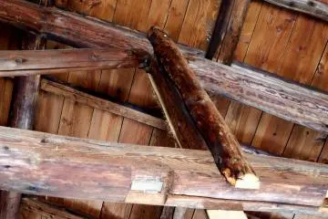 <p>In this Baracke (Barack), the original lumber which was used in the Bando POW Camp is used</p>