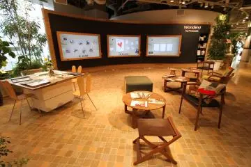 <p>The largest digital scrapbook you'll ever see</p>