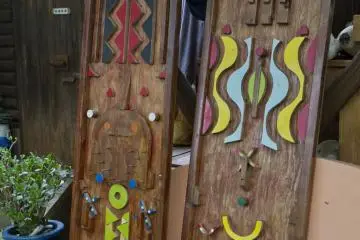 <p>Colorful marble racing boards about 2 meters high</p>