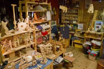 <p>The shop</p>