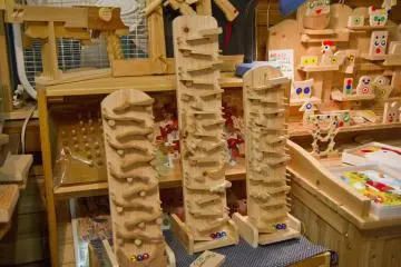 <p>Marble race games</p>
