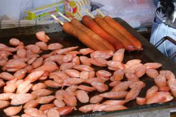 Pochigi: un embutido de Okinawa hecho de cerdo y pimiento.