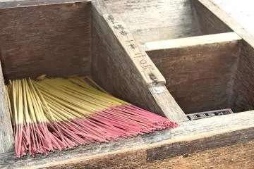 <p>Incense can be purchased and burned to make a prayer</p>