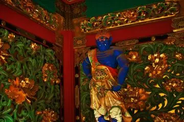 Entering the Yashamon Gate, one of the guardian Yasha demons.