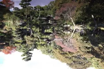 <p>On a still day the reflections are perfectly clear... I've actually rotated this picture to be upside down!</p>