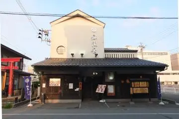 Gallery image