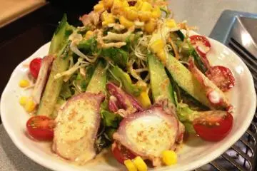 They also serve a variety of green salads to ensure you get a balanced meal.