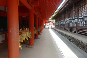 <p>โคมไฟแขวน</p>