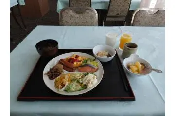 <p>Breakfast</p>