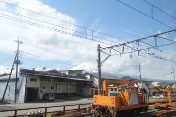 <p>Stopping at a station along the way</p>