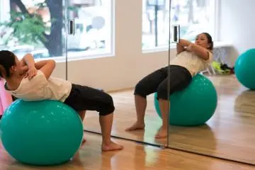 <p>They have their personal trainers who can help you to stay fit and healthy.</p>