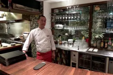 Mr. Kenji Mita, the owner chef, says, "Japanese authentic beef (wagyu) and overseas WAGYU taste completely different". Also, in his restaurant, they don't use a beef slicer but slice/cut beef only by cleaver in order not to damage fiber...what virtuosity!&nbsp;