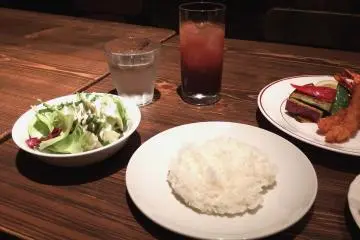 <p>...and salad and rice!</p>