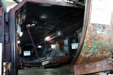 <p>The secret hull to hold the smaller the boat.&nbsp;</p>