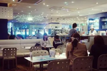 Gallery image