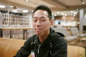 <p>Yuji, the manager at Oakhouse</p>