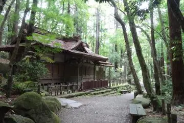 <p>สวนภายในบริเวณวัด</p>