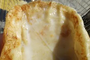 One stall was selling Thai food, like this sweet pancake-like flatbread.
