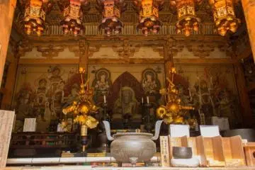 <p>Inside of the Godaido hall (五大堂) a statue of Fudo Myo-o (Acalanatha) along the Kami-Daigo trail</p>