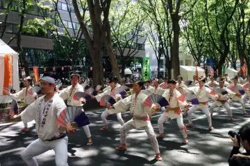<p>The performers strike a fierce pose.&nbsp;</p>
