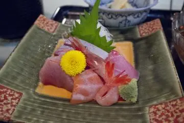 ชุดอาหารค่ำ - ซาชิมิสดๆ