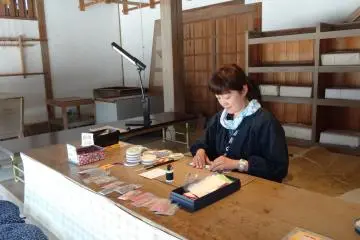 Gallery image