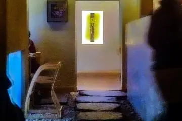 Its sister branch in Teramachi looks like an art gallery