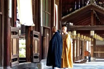 젊은 스님들