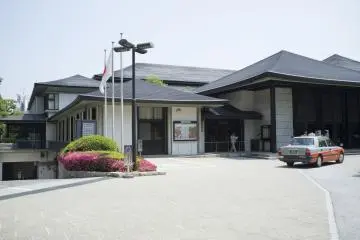 Gallery image