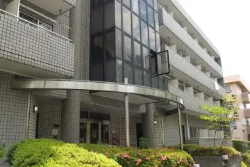 Comfort Tama Plaza