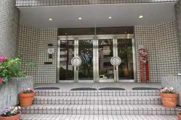 Gallery image