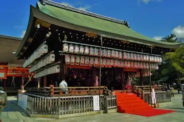 <p>On our way we passed by this traditional wedding ceremony</p>