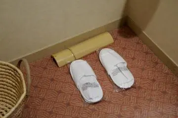 <p>In a closet, I found a Japanese traditional foot massager called 'Aotake Fumi' made of bamboo. You just have to step on it and the rest will be taken care of by your own weight!</p>