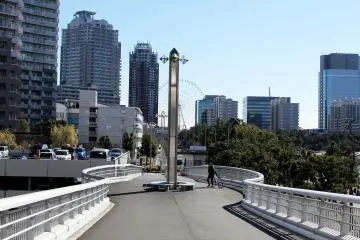 <p>On the Odaiba island side this is the view you will see once you walk off the bridge. Notice the big Ferris wheel in the distance, that's near the DiverCity Tokyo Plaza.&nbsp;</p>