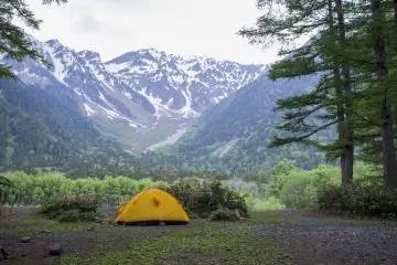<p>Camping right in front of the Hotaka mountain range definitely has its perks</p>