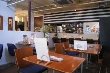Gallery image