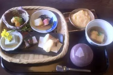 Second course with gratin and savoury egg custard