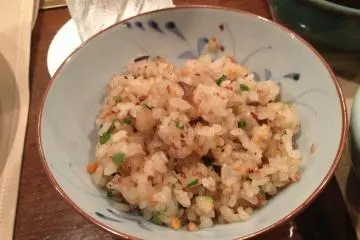 <p>Garlic rice</p>