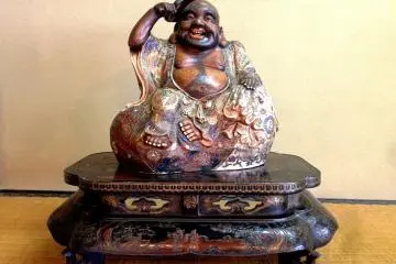 Historic items from the museum collection are part of the charm of this ryokan