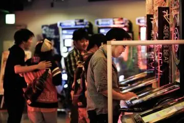<p>A lazy Saturday afternoon can be active fun in arcades. &nbsp;</p>