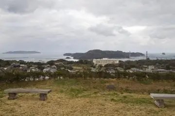 <p>Have a seat and enjoy the view out to sea; you can see the distant islands of&nbsp;Iki and Tsushima&nbsp;on a clear day</p>