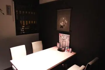 Salah satu ruangan pribadi. Setiap ruangan di sini pribadi!