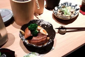Rebusan babi dan telur 