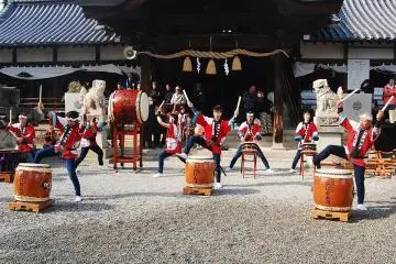 <p>Abari taiko, a Japanese group that performs a dynamic movement and rhythmic grooves with a heart pounding percussions.</p>