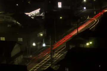 <p>Traffic moves from down below</p>