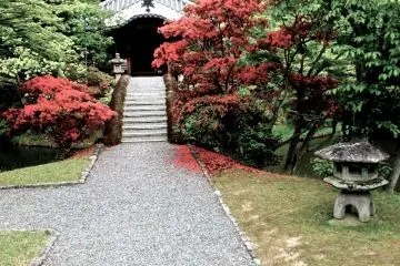 <p>The total package: Temple, Bridge, Flowers, Lantern</p>