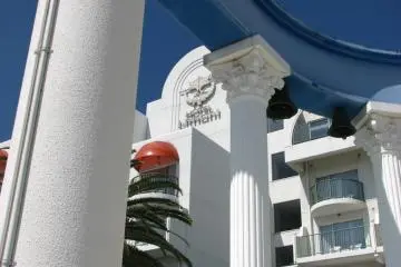 Hotel Limani, Ushimado Town, Setouchi City (Photo: Judith Mikami)